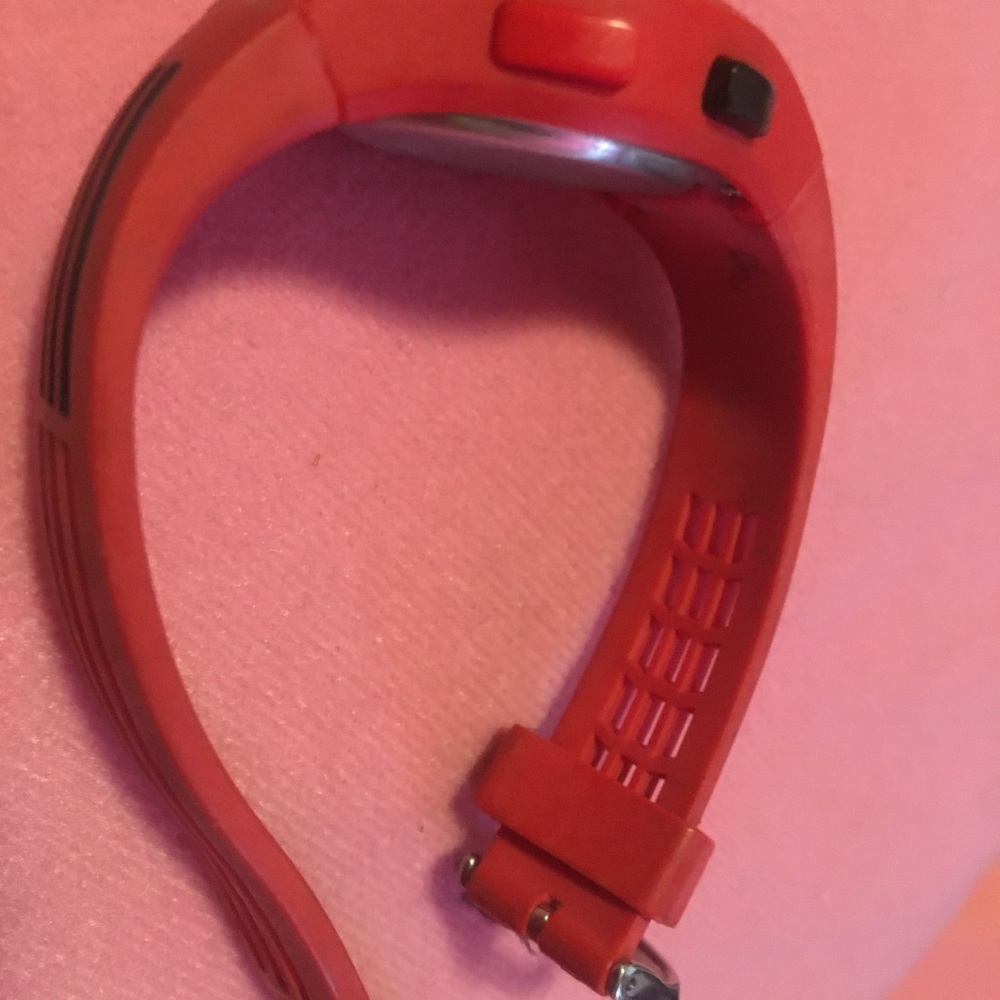 Adidas watch - Picture 4 of 8
